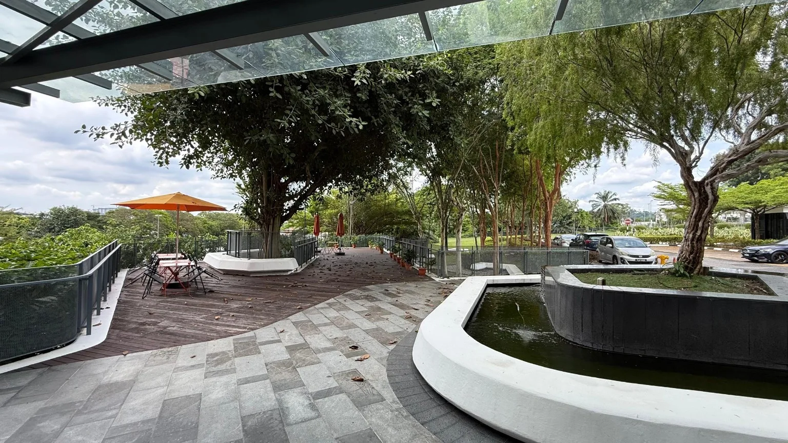 Actual garden terrace at the sales gallery